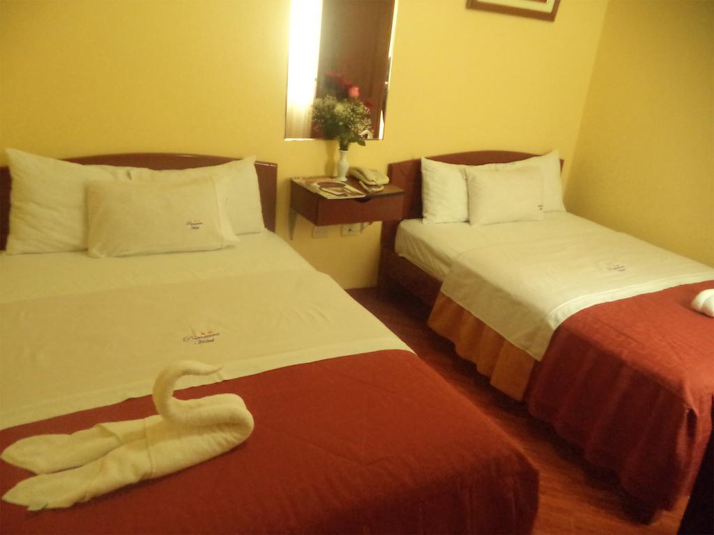 Hotel Primavera ชิกลาโย ห้อง รูปภาพ