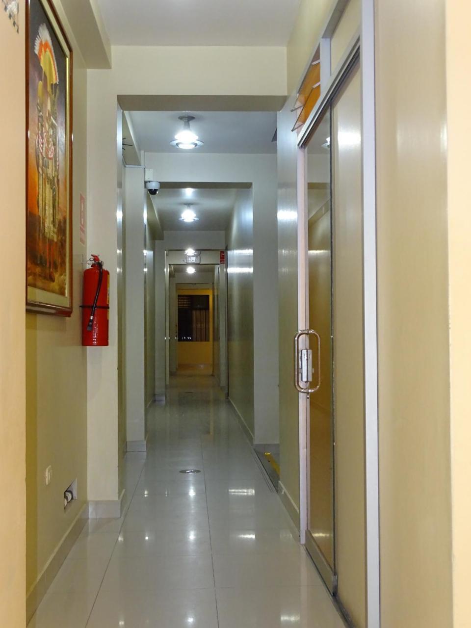 Hotel Primavera ชิกลาโย ภายนอก รูปภาพ
