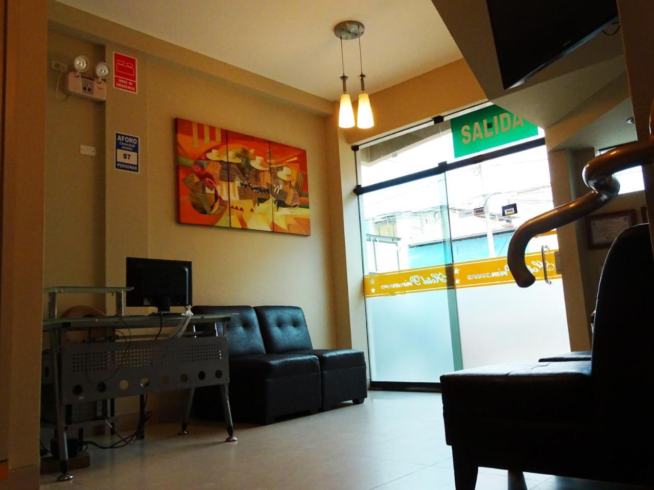 Hotel Primavera ชิกลาโย ภายนอก รูปภาพ